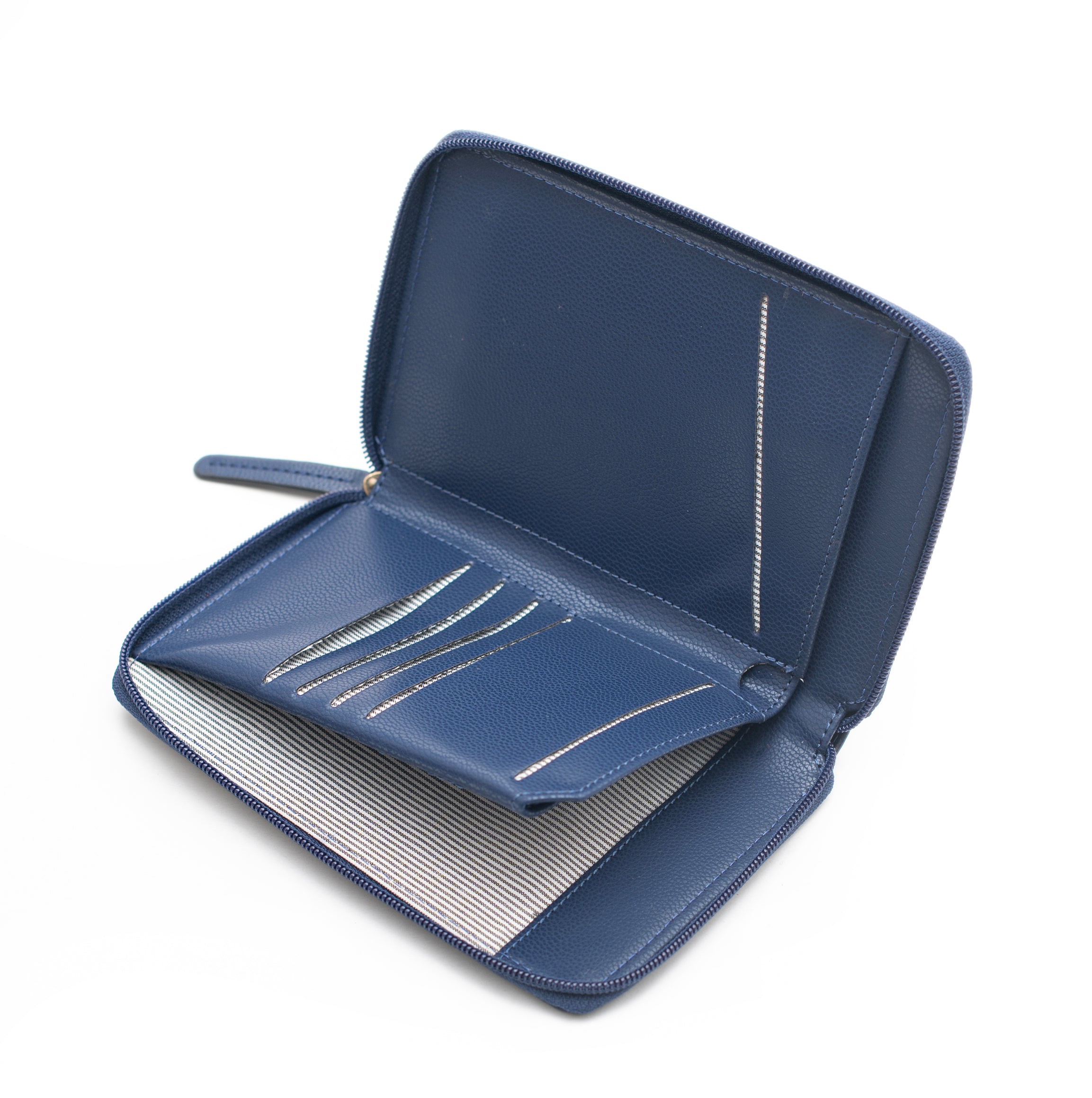 Passport Holder for Men & Women- Trotter Passport Holder for Men & Women- Trotter