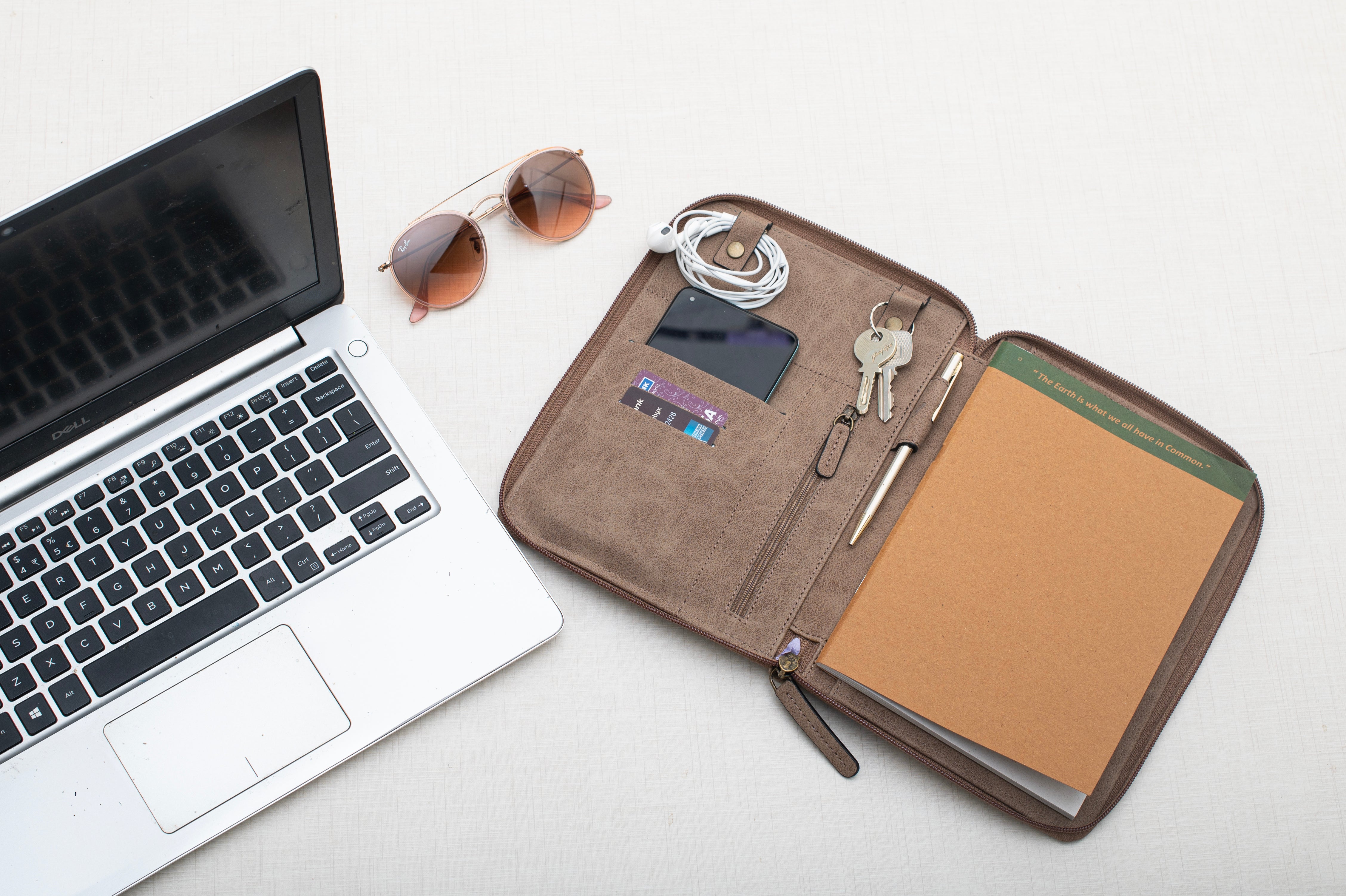 Tech Folio Gadget Portfolio Organizer- Slikk Tech Folio Gadget Portfolio Organizer- Slikk
