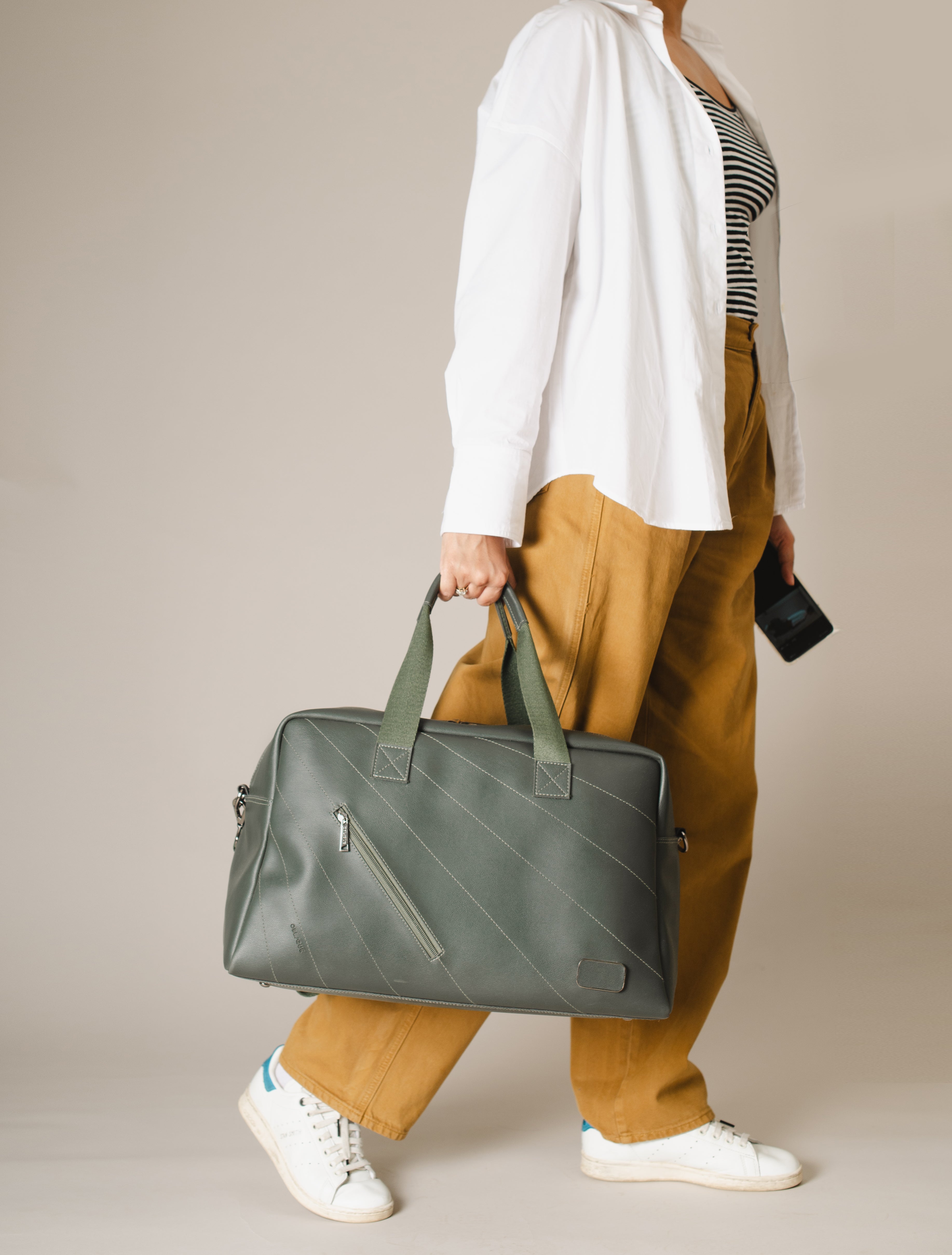 Duffle Bag for Travel - Buzz Olive