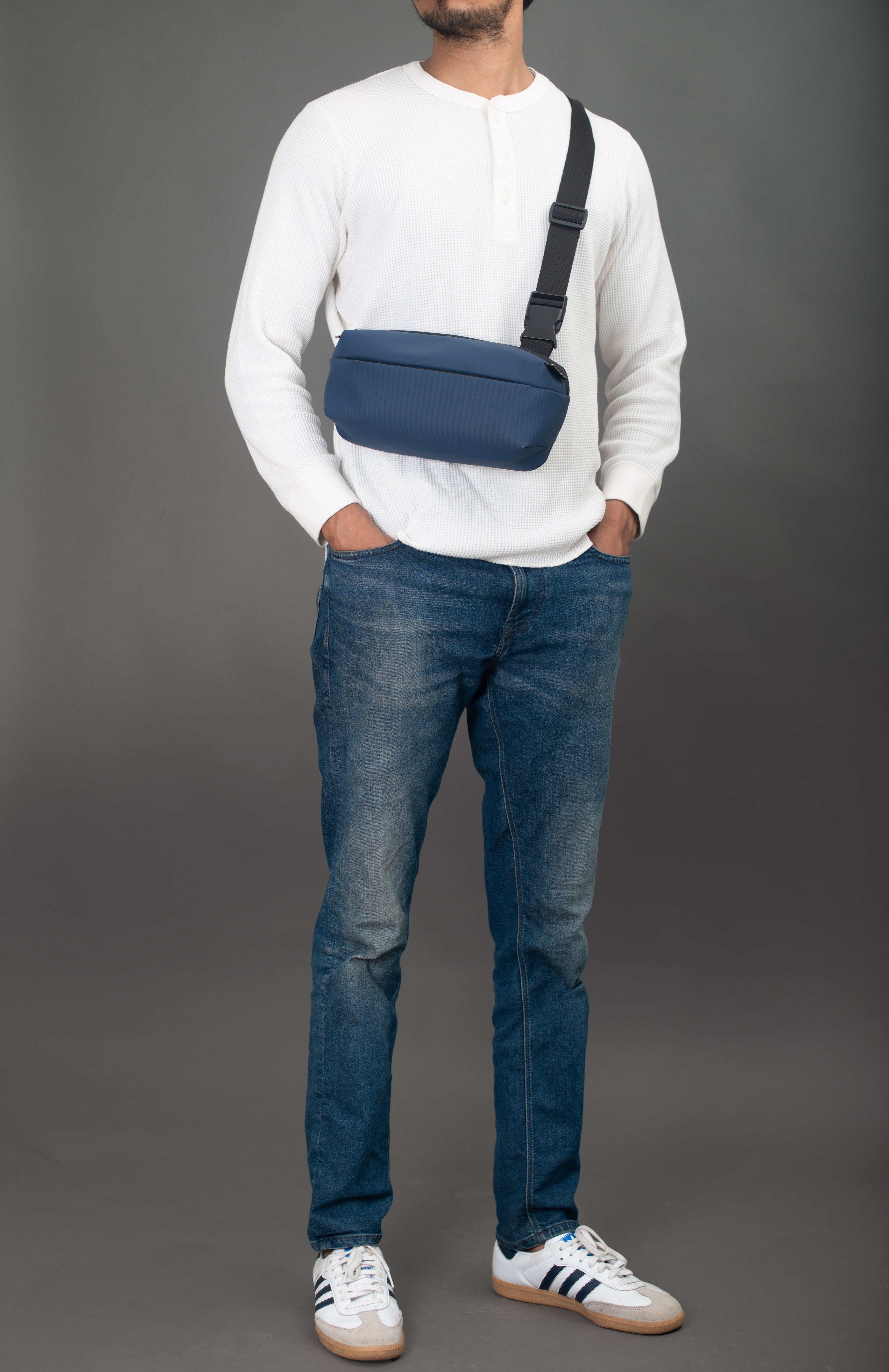 Gulliver Sling Bag- Blue