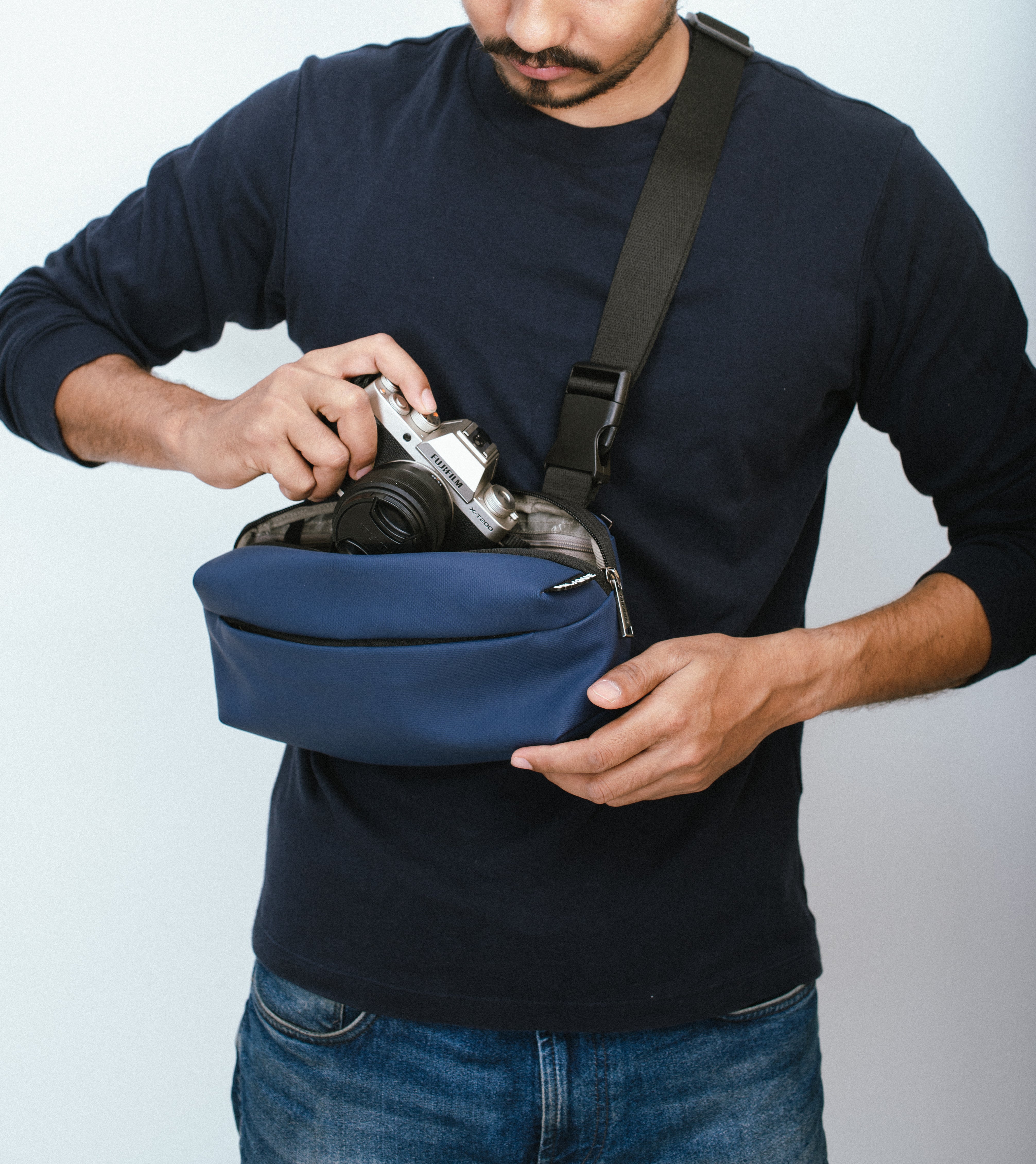 Gulliver Sling Bag- Blue