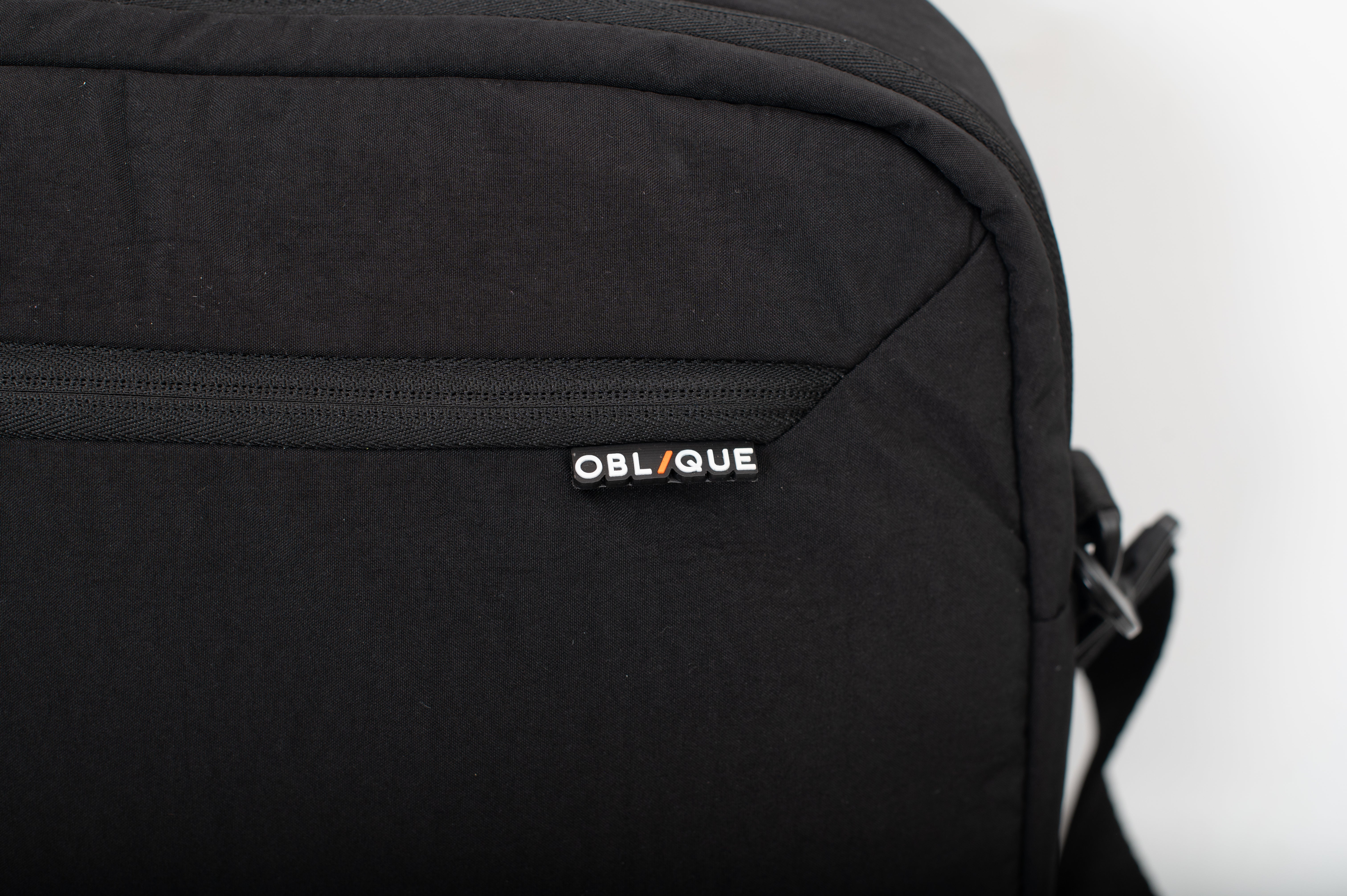 Knight Messenger Bag- Black