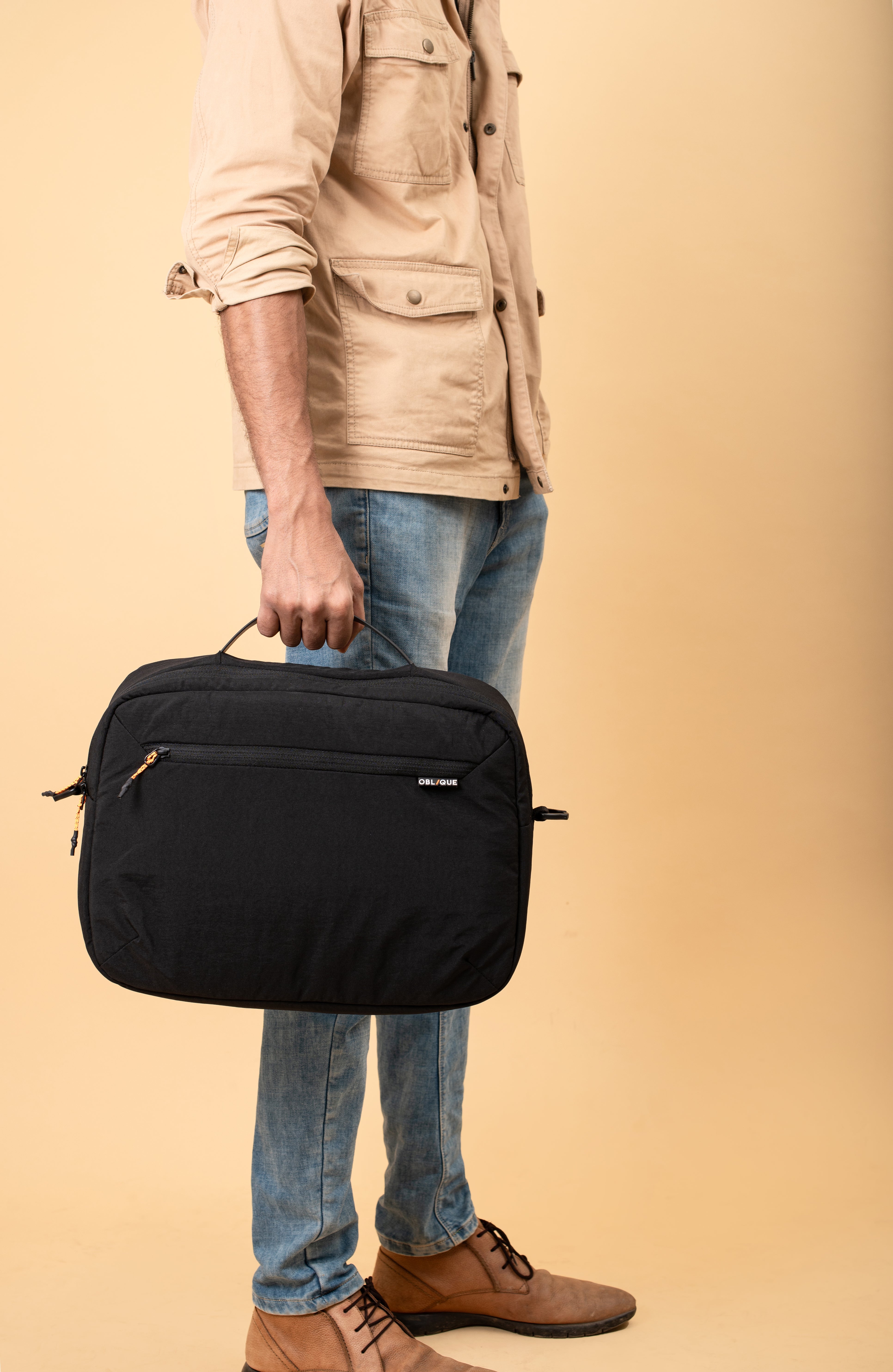 Knight Messenger Bag- Black
