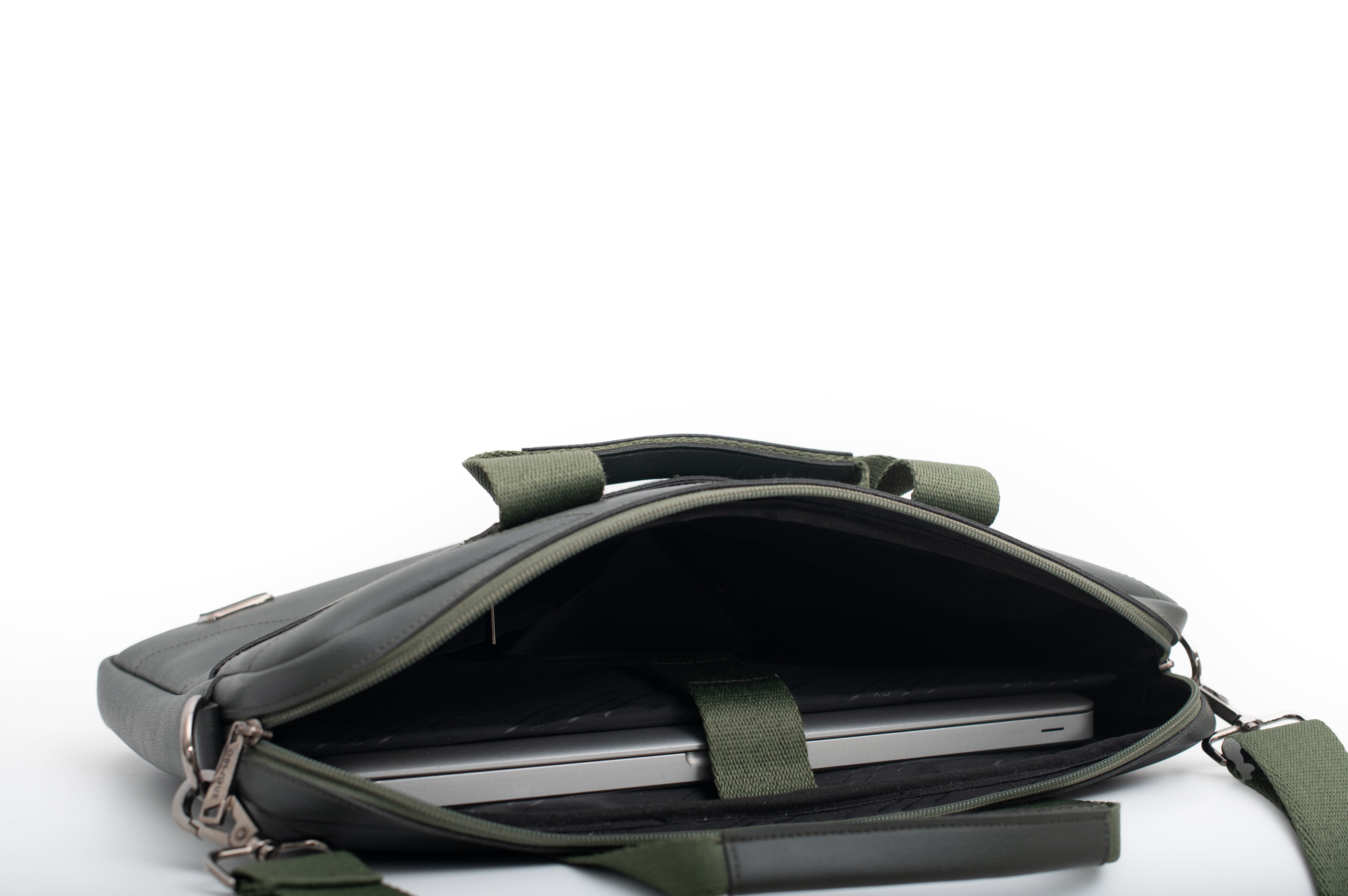 Berlin Messenger Bag