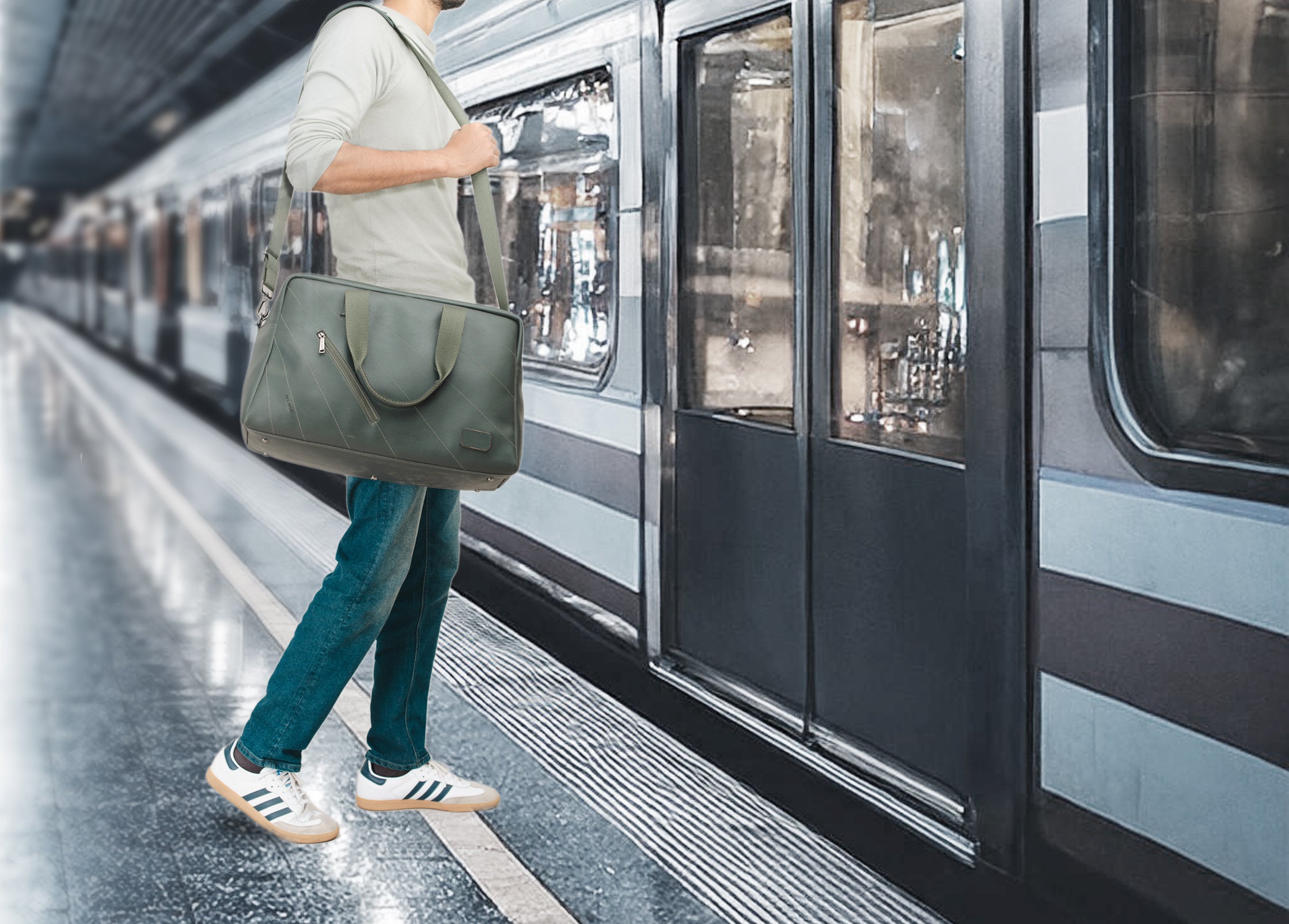 Duffle Bag for Travel - Buzz Olive